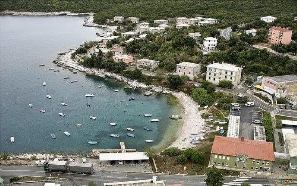 Apartment Milevoj Koromačno Екстериор снимка