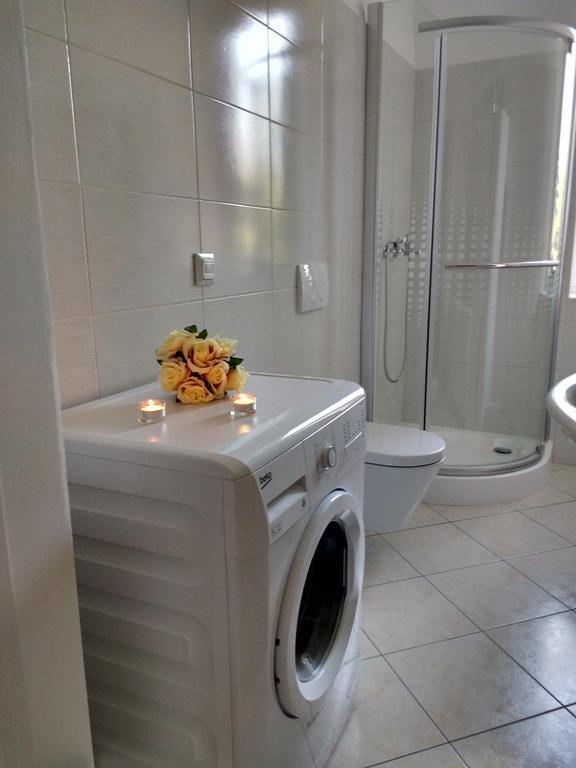 Apartment Milevoj Koromačno Екстериор снимка